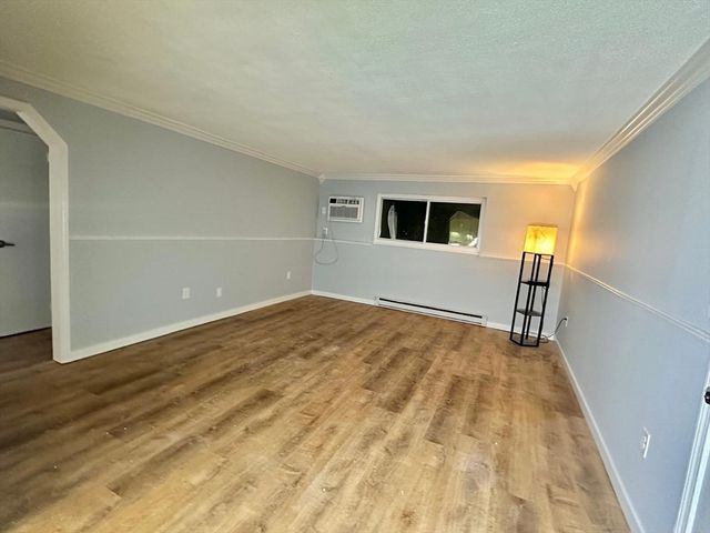 4 Hazelwood 6, Dracut, MA 01826