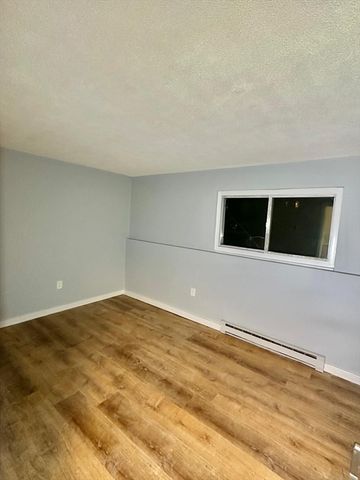 4 Hazelwood 6, Dracut, MA 01826