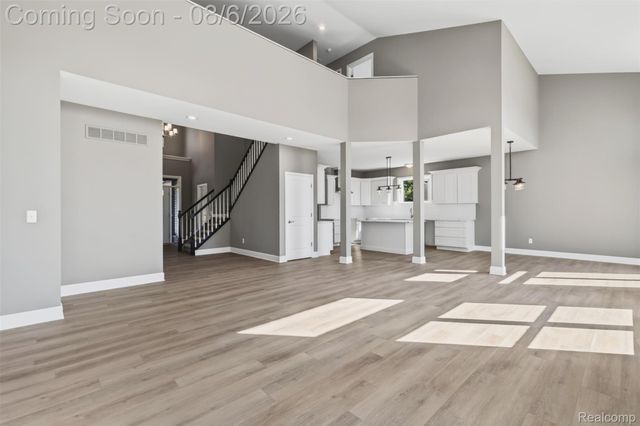 125 Ridge Field Court, Oxford Charter Township, MI 48371