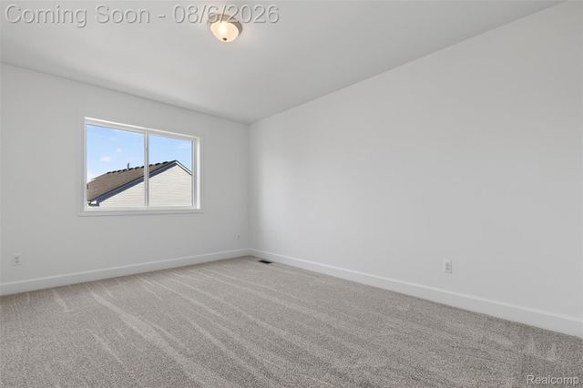 125 Ridge Field Court, Oxford Charter Township, MI 48371