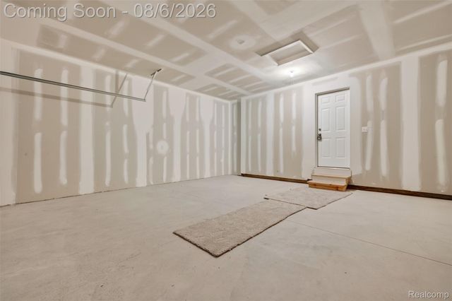 125 Ridge Field Court, Oxford Charter Township, MI 48371