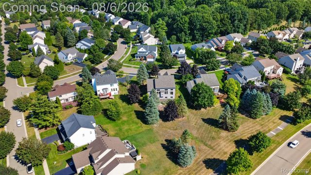 125 Ridge Field Court, Oxford Charter Township, MI 48371