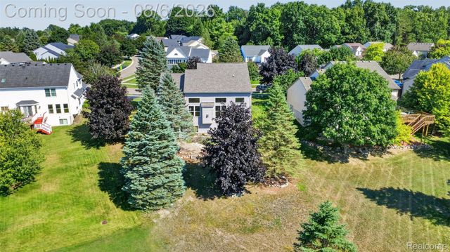 125 Ridge Field Court, Oxford Charter Township, MI 48371