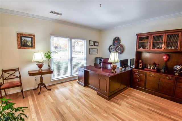 1865 Oak Tree Hollow, Alpharetta, GA 30005