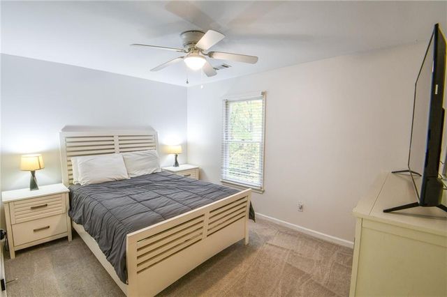 1865 Oak Tree Hollow, Alpharetta, GA 30005