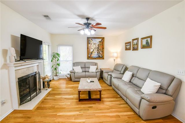 1865 Oak Tree Hollow, Alpharetta, GA 30005