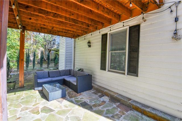 1865 Oak Tree Hollow, Alpharetta, GA 30005