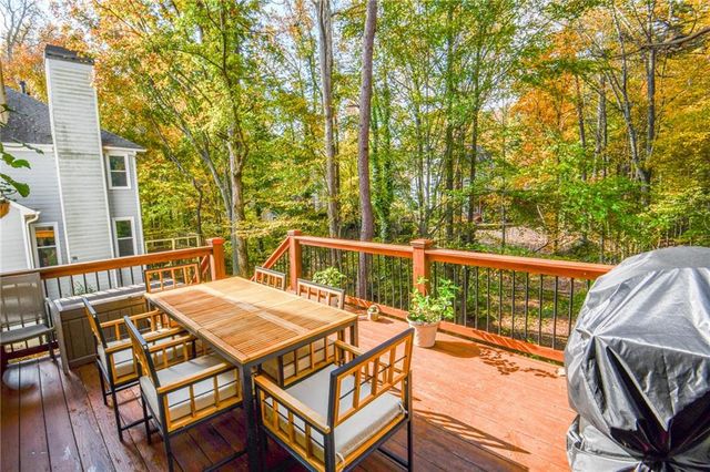 1865 Oak Tree Hollow, Alpharetta, GA 30005