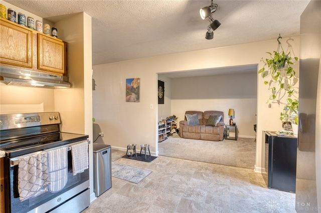 1057 Stonyridge Avenue, Troy, OH 45373