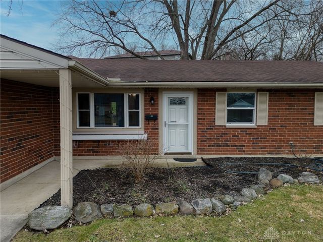 1057 Stonyridge Avenue, Troy, OH 45373