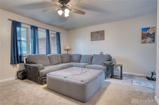 1057 Stonyridge Avenue, Troy, OH 45373