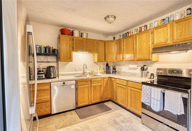 1057 Stonyridge Avenue, Troy, OH 45373