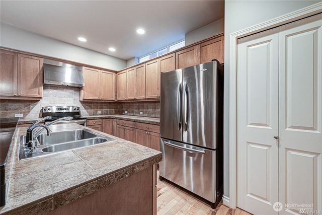 6455 193rd Place NE, Redmond, WA 98052