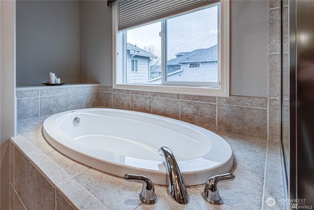 6455 193rd Place NE, Redmond, WA 98052