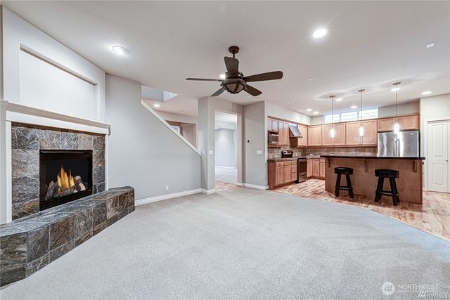 6455 193rd Place NE, Redmond, WA 98052