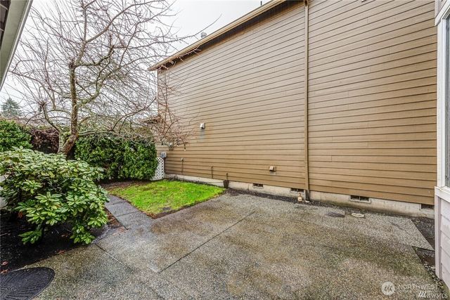 6455 193rd Place NE, Redmond, WA 98052