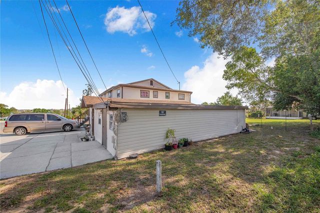 402 E MAIN STREET, Dundee, FL 33838