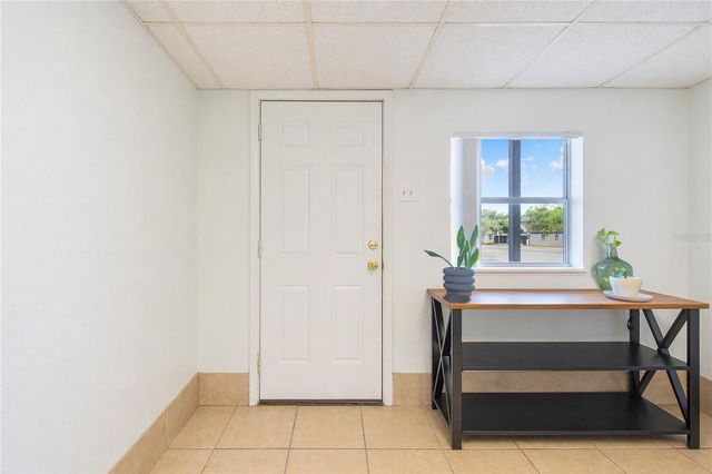 402 E MAIN STREET, Dundee, FL 33838