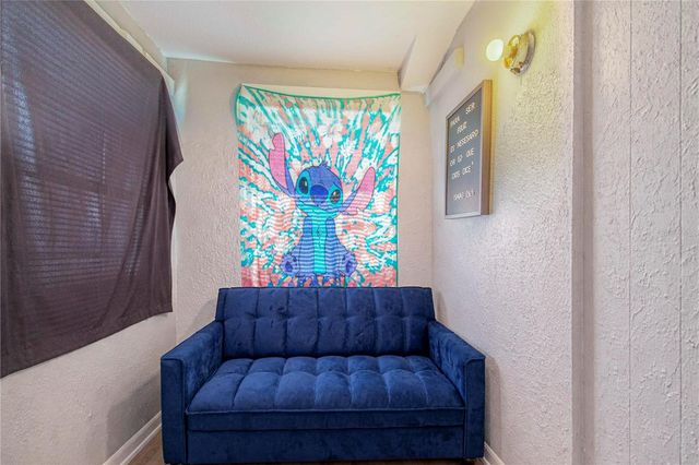 402 E MAIN STREET, Dundee, FL 33838