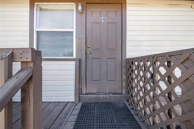 402 E MAIN STREET, Dundee, FL 33838