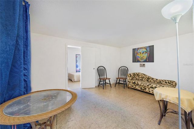 402 E MAIN STREET, Dundee, FL 33838