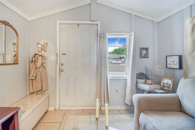 402 E MAIN STREET, Dundee, FL 33838