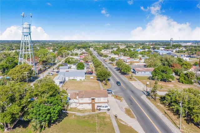 402 E MAIN STREET, Dundee, FL 33838