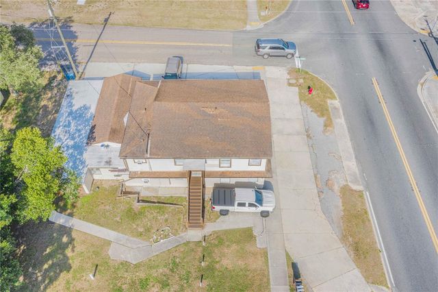 402 E MAIN STREET, Dundee, FL 33838