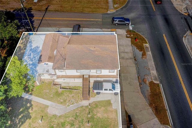 402 E MAIN STREET, Dundee, FL 33838