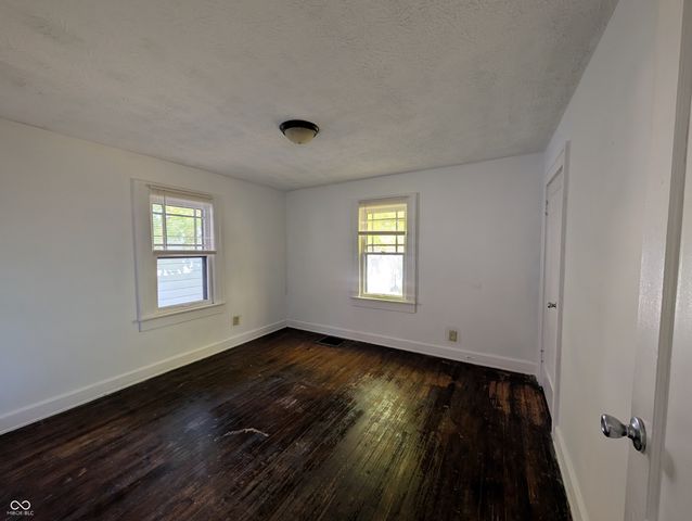 925 N Chester Avenue, Indianapolis, IN 46201