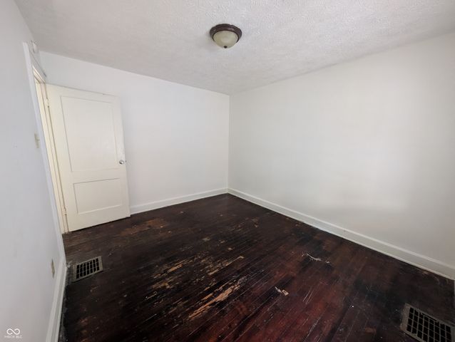 925 N Chester Avenue, Indianapolis, IN 46201