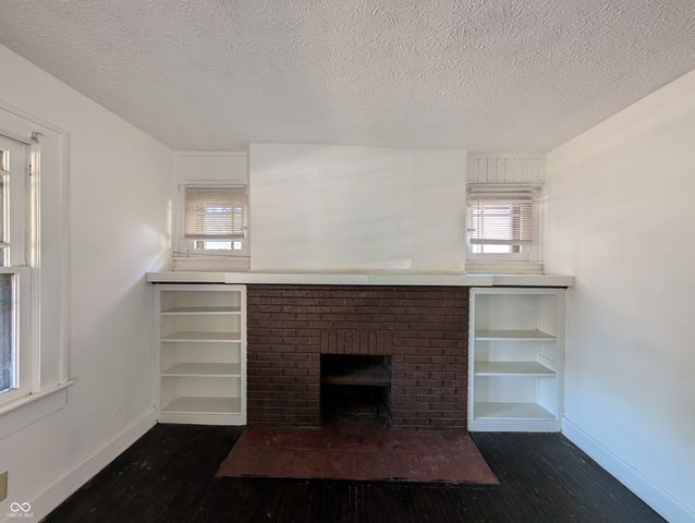 925 N Chester Avenue, Indianapolis, IN 46201