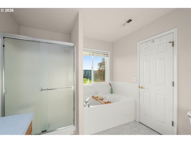 1593 Sw 213TH Ave, Beaverton, OR 97003