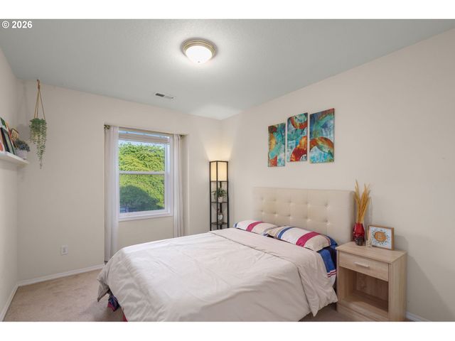 1593 Sw 213TH Ave, Beaverton, OR 97003