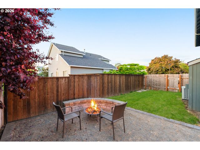 1593 Sw 213TH Ave, Beaverton, OR 97003