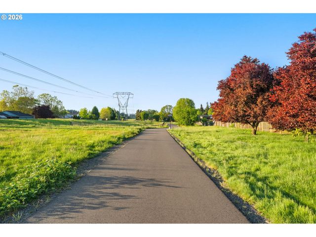 1593 Sw 213TH Ave, Beaverton, OR 97003