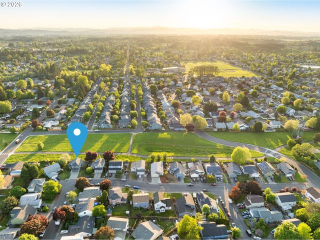 1593 Sw 213TH Ave, Beaverton, OR 97003