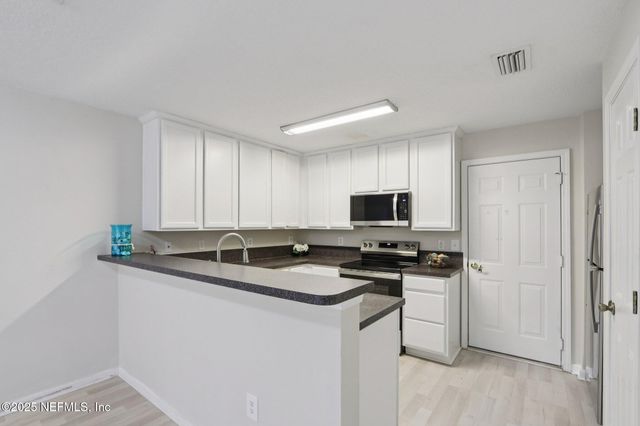 827 BLACK CHERRY Drive S, St. Johns, FL 32259