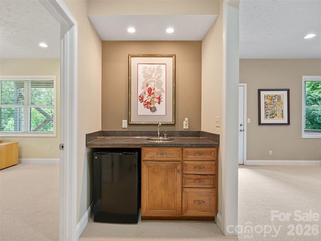 67 Ashefield Court, Hendersonville, NC 28791