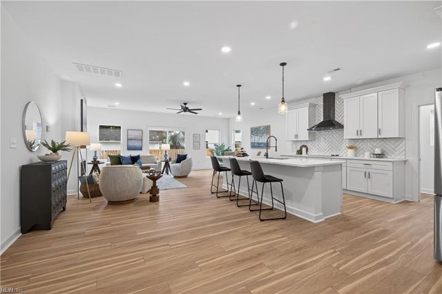 2669 Eagles Lake RD, Virginia Beach, VA 23456