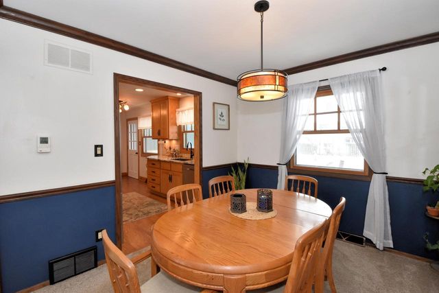 631 Hialeah DRIVE, Racine, WI 53402