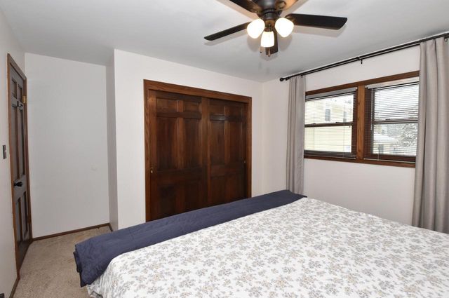 631 Hialeah DRIVE, Racine, WI 53402