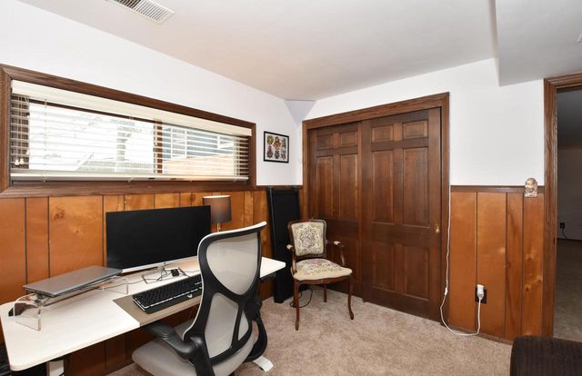 631 Hialeah DRIVE, Racine, WI 53402