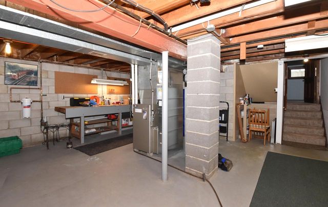 631 Hialeah DRIVE, Racine, WI 53402