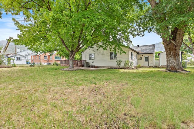 1055 N 200 E, Orem, UT 84057