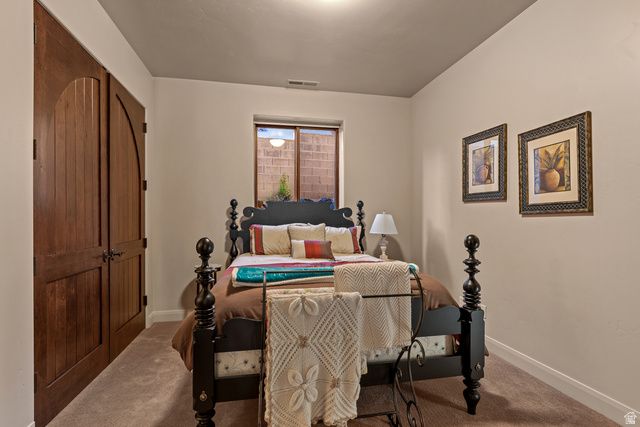 1941 N CASCADE CANYON DR, St. George, UT 84770