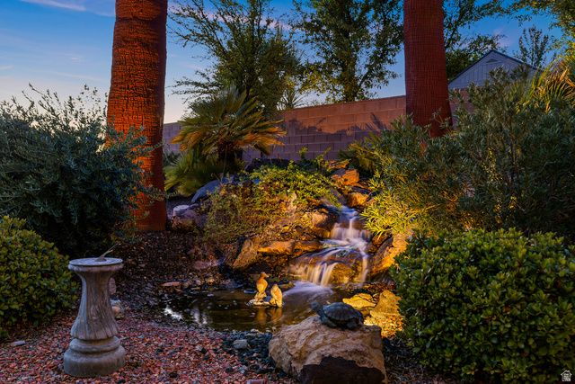 1941 N CASCADE CANYON DR, St. George, UT 84770