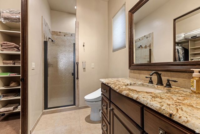 1941 N CASCADE CANYON DR, St. George, UT 84770