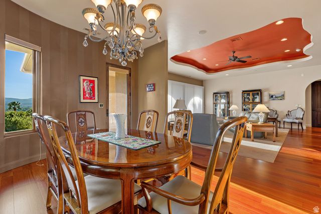 1941 N CASCADE CANYON DR, St. George, UT 84770