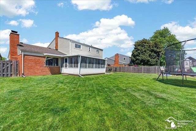 15517 Susan Street, Southgate, MI 48195